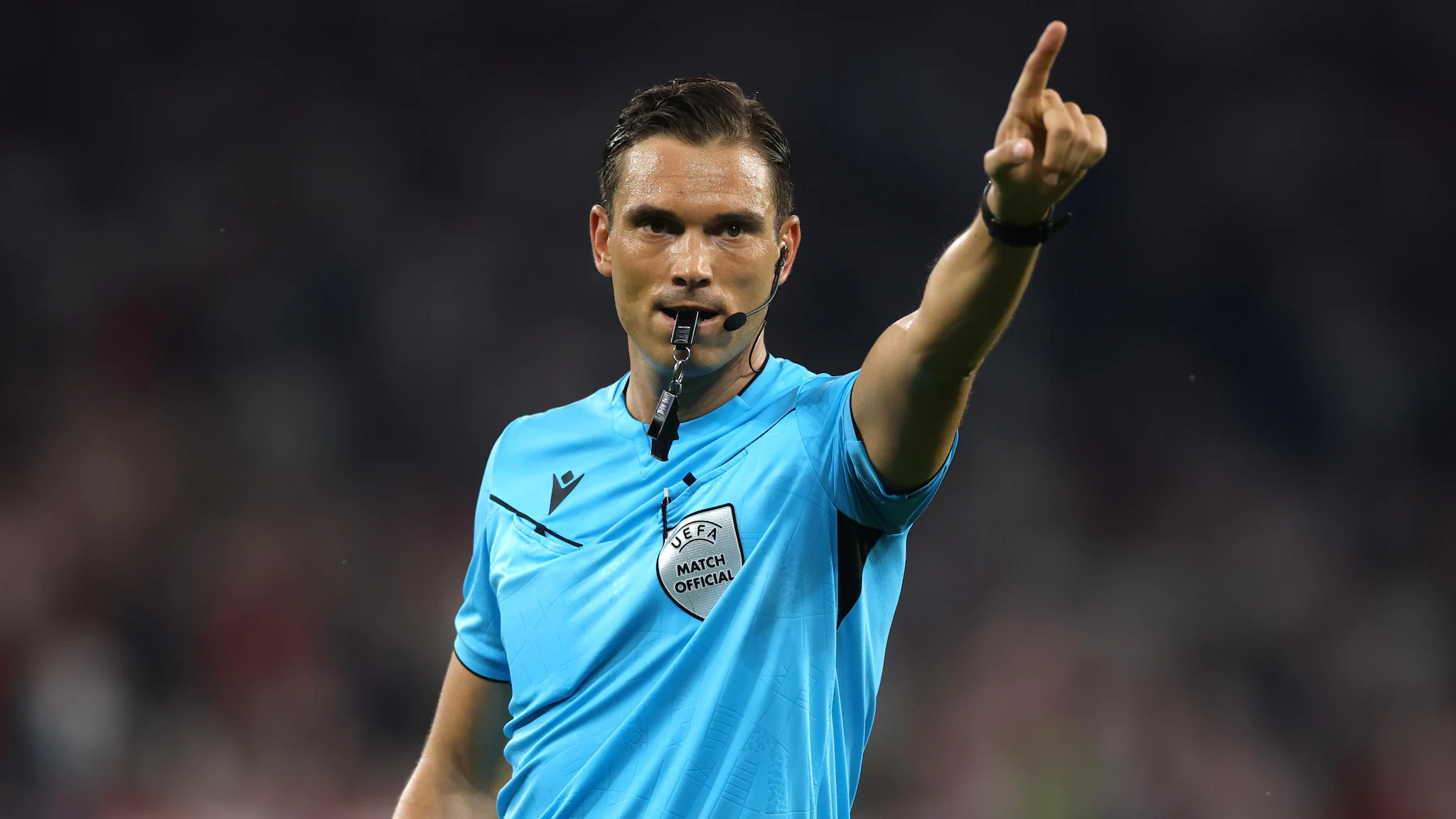 arbitre psg atalanta