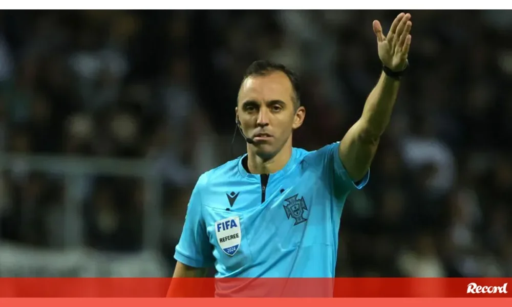 arbitre bayern psg