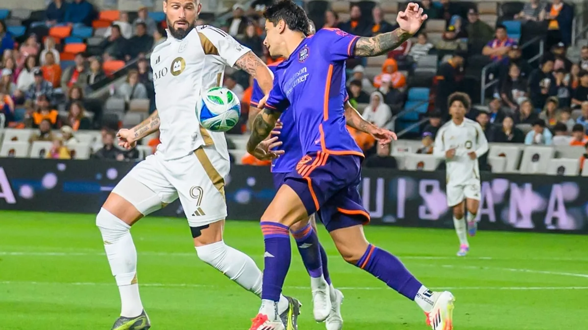 Olivier Giroud sous le maillot du Los Angeles FC face au Houston Dynamo, avril 2025