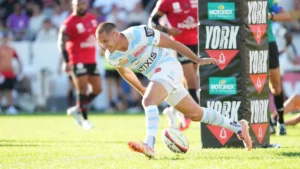 Antoine Gibert sous le maillot ciel et blanc du Racing 92 en action lors d'un match de Top 14