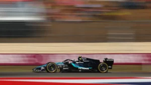 La Mercedes de Kimi Antonelli en piste sur le circuit des Amériques à Austin, octobre 2026