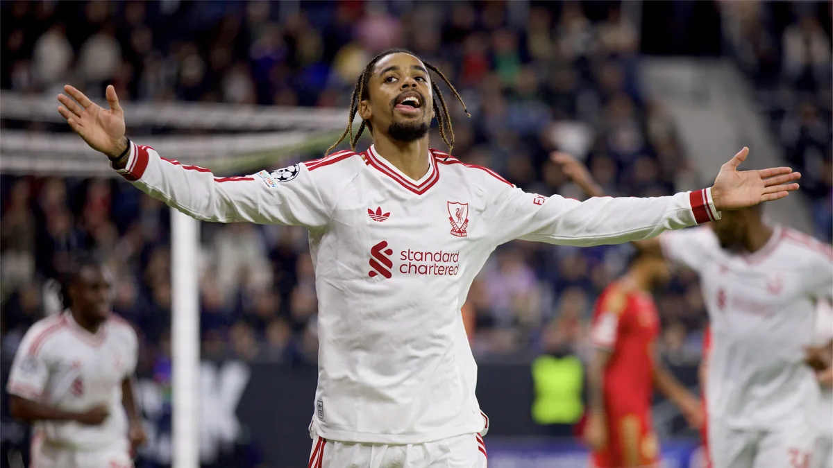 Bradley Barcola sous le maillot de Liverpool face au LASK Linz en Ligue des champions, octobre 2026