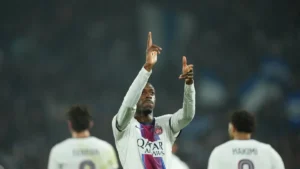 Ousmane Dembélé célèbre son but avec le PSG à la Meinau face à Strasbourg, 17 octobre 2026