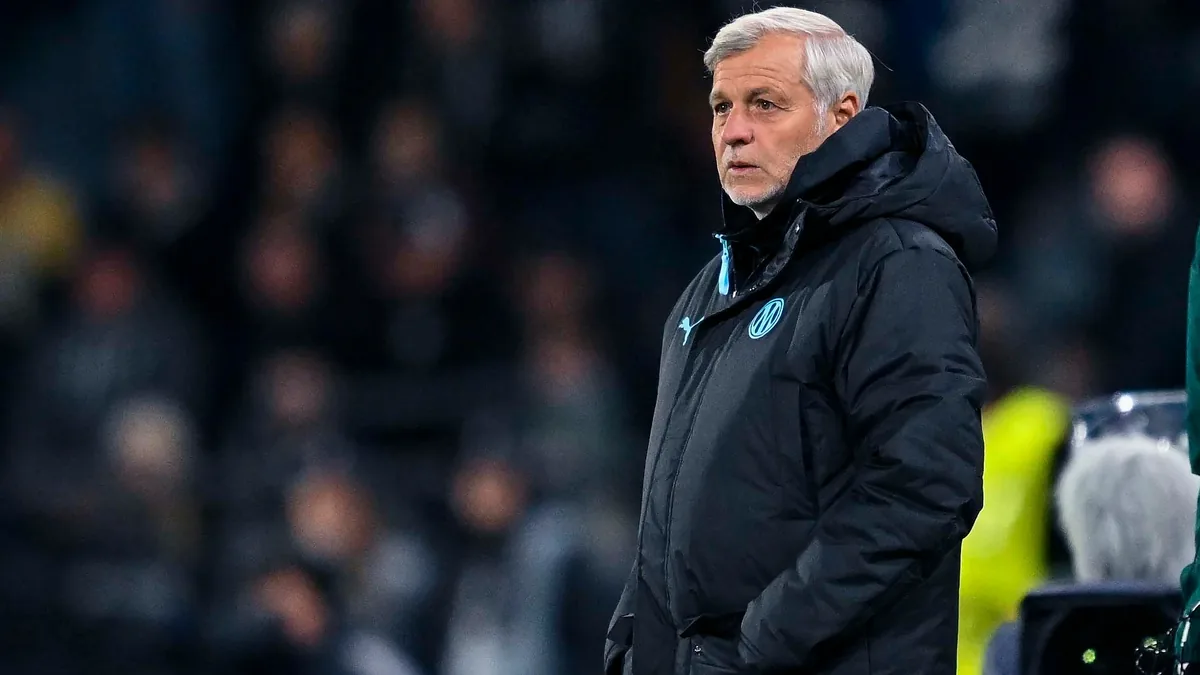 Bruno Genesio, entraîneur de l'OM, au bord du terrain lors de Sturm Graz-OM en Ligue Europa, octobre 2026