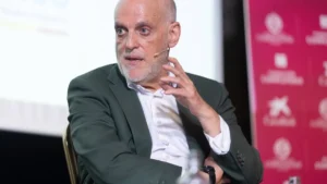 Javier Tebas, président de LaLiga, s'exprime lors d'une conférence publique