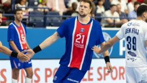 Kamil Syprzak sous le maillot du PSG Handball face à Chartres en Starligue, saison 2026-2027