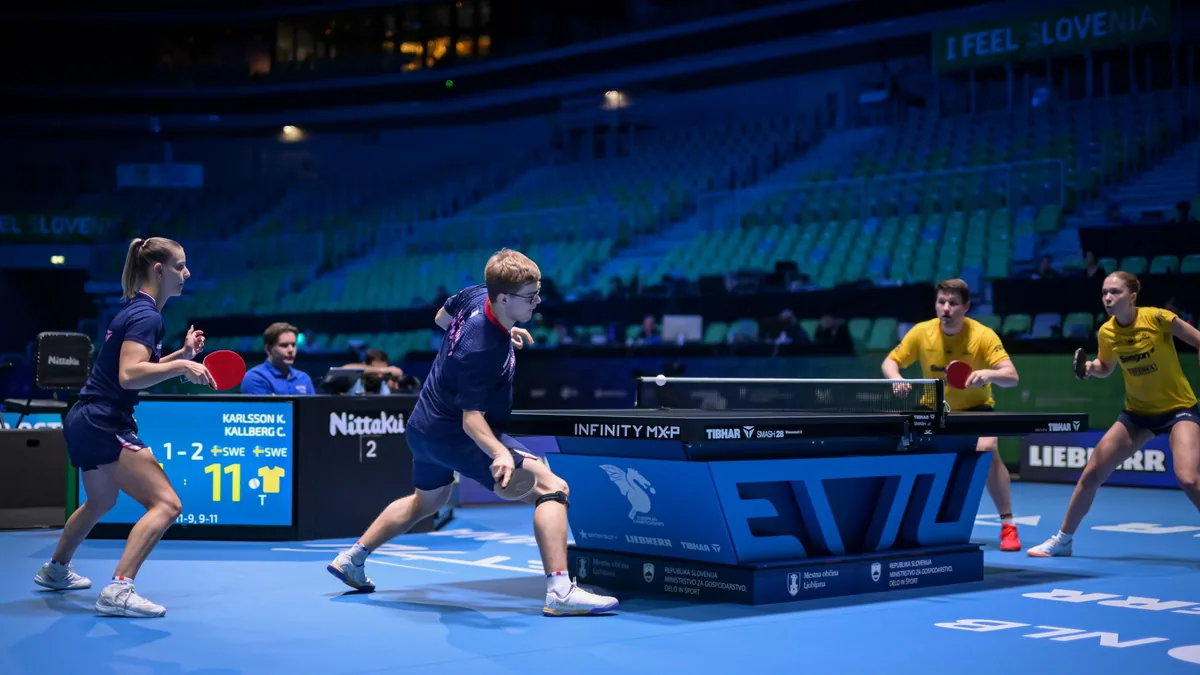 Charlotte Lutz et Alexis Lebrun en demi-finale du double mixte de l'Euro de tennis de table à Ljubljana, octobre 2026