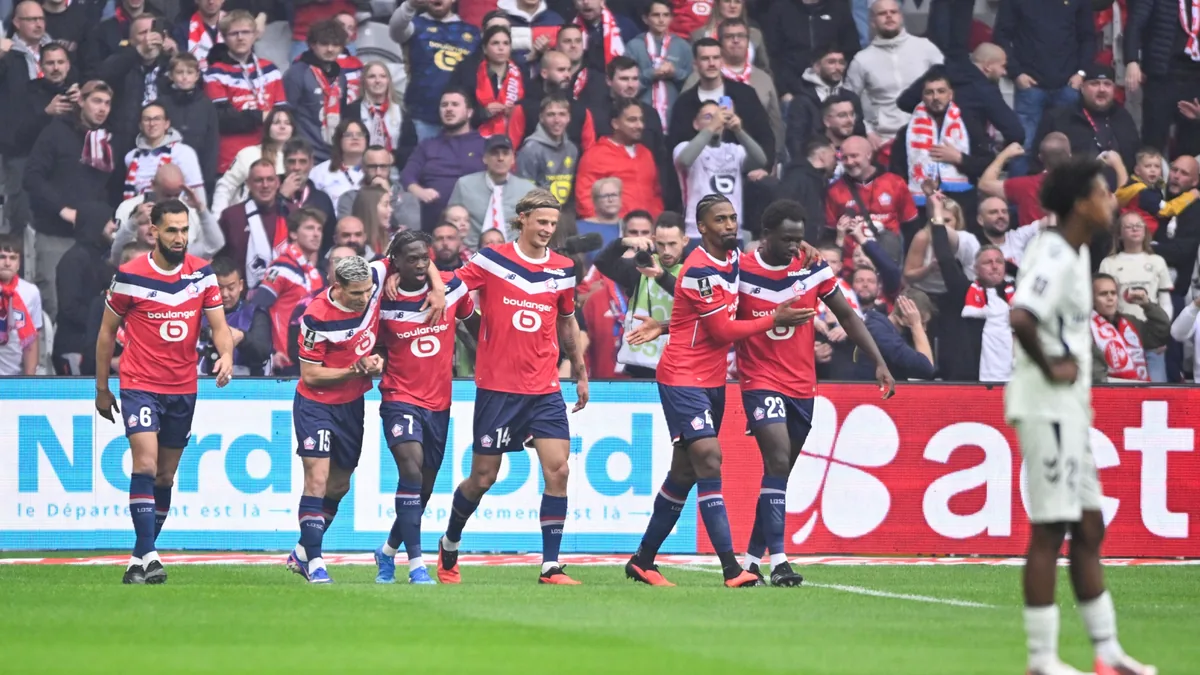 Les joueurs de Lille célèbrent un but contre Le Havre au stade Pierre-Mauroy, octobre 2026