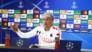 Luis Enrique en conférence de presse au Campus PSG avant PSG-Barça en Ligue des champions, octobre 2026