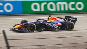 Max Verstappen au volant de la Red Bull RB22 lors des essais libres du Grand Prix de Bahreïn, octobre 2026