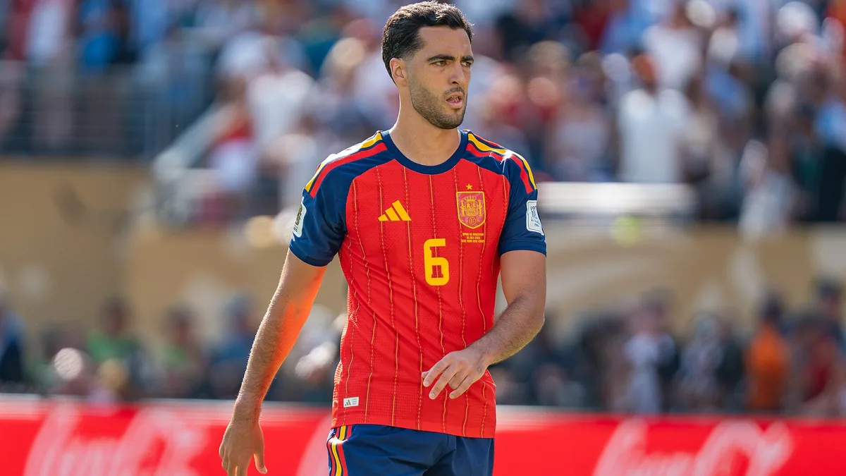 Mikel Merino sous le maillot de l'Espagne lors de la finale de la Coupe du monde contre l'Argentine, juillet 2026