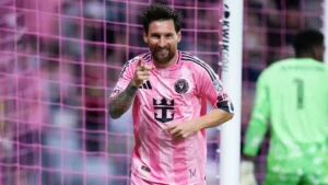 Lionel Messi célèbre un but sous le maillot rose de l'Inter Miami face à DC United, octobre 2026