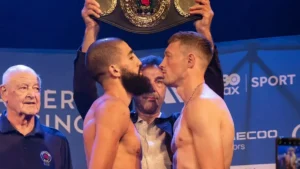 Milan Prat face à Brandon Thysse sous la ceinture IBO à la pesée de leur combat à Enghien, octobre 2026