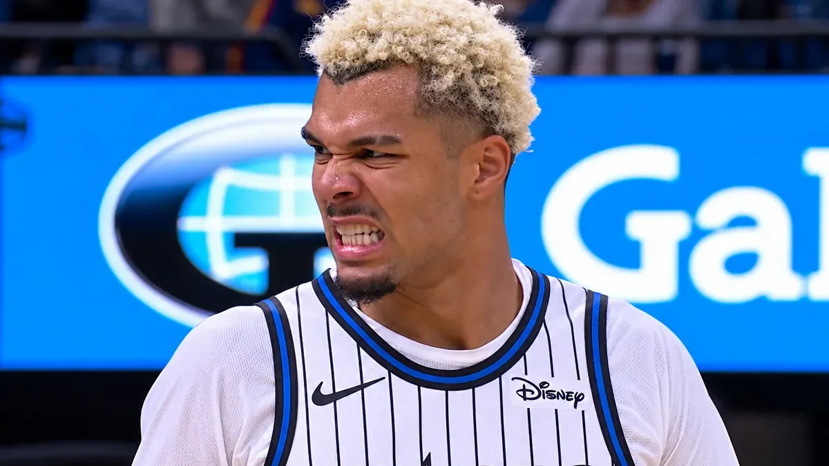 Noah Penda sous le maillot du Magic d'Orlando face aux Cavaliers, octobre 2026