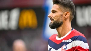 Olivier Giroud sous le maillot du LOSC, avant son retour à Arsenal en Ligue des champions