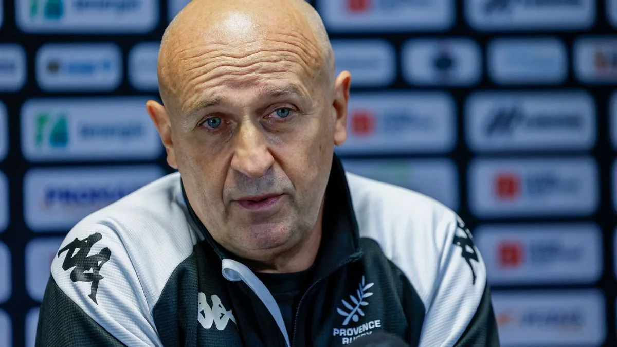 Philippe Saint-André en conférence de presse sous la veste de Provence Rugby, saison 2026-2027