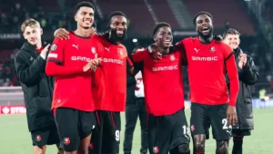 Les joueurs du Stade Rennais fêtent la victoire contre l'OFI Crète en Ligue Europa au Roazhon Park, octobre 2026