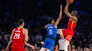 Kevin Durant au tir pour les Houston Rockets face aux Dallas Mavericks, octobre 2026