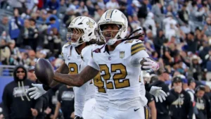 Martin Emerson Jr. célèbre une interception avec les Saints face aux Giants, octobre 2026