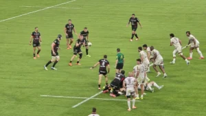 Les joueurs du Stade Toulousain en action face à Bordeaux-Bègles en Top 14, juin 2025
