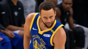 Stephen Curry sous le maillot des Golden State Warriors à Minneapolis face aux Timberwolves, octobre 2026