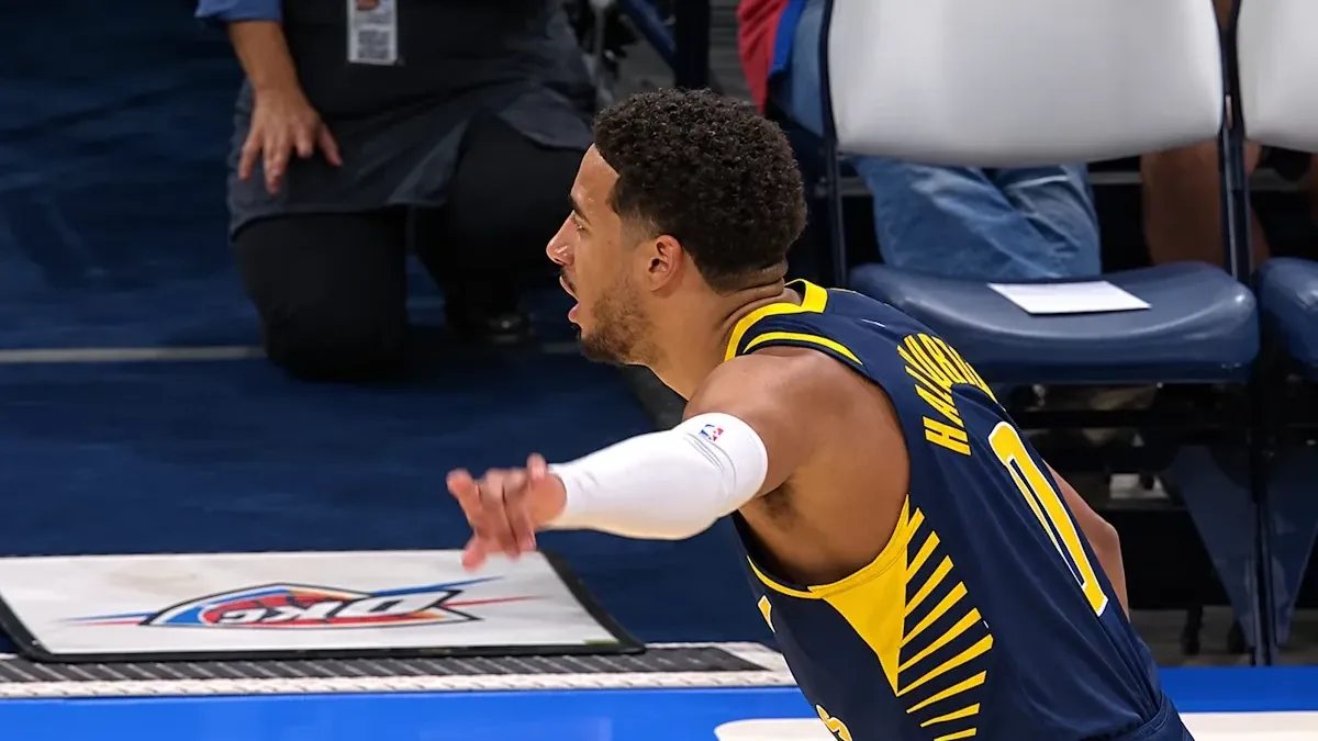 Tyrese Haliburton sous le maillot des Pacers face au Thunder au Paycom Center, octobre 2026