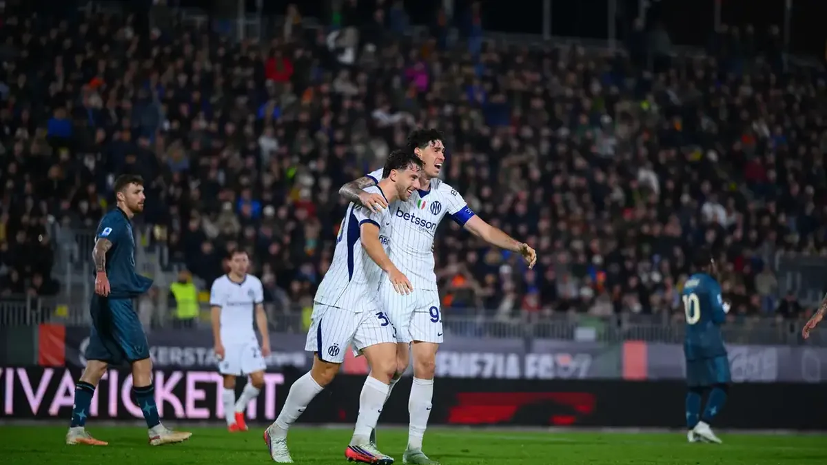 Les joueurs de l'Inter célèbrent un but à Venise lors de Venezia-Inter, le 28 octobre 2026