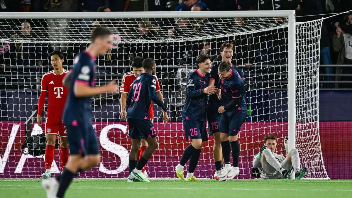 Les joueurs de Viking fêtent l'égalisation face au Bayern Munich en Ligue des champions à Stavanger, octobre 2026