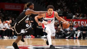 Un joueur des Washington Wizards balle en main face aux Brooklyn Nets en présaison NBA, octobre 2026